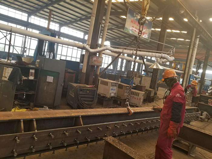 圓柱、箱型柱、十字形柱