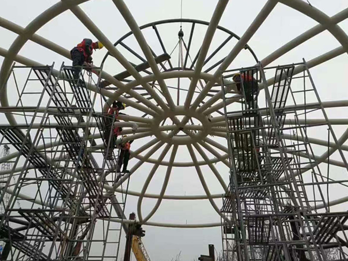 圓柱、箱型柱、十字形柱