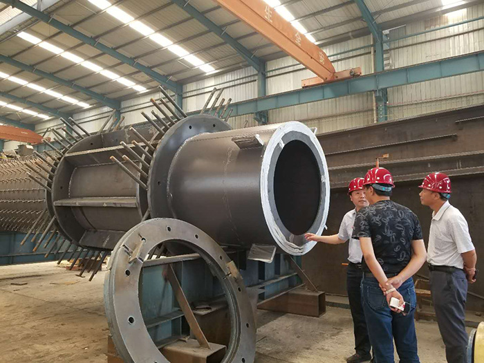 圓柱、箱型柱、十字形柱