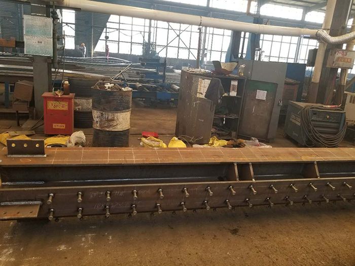 圓柱、箱型柱、十字形柱