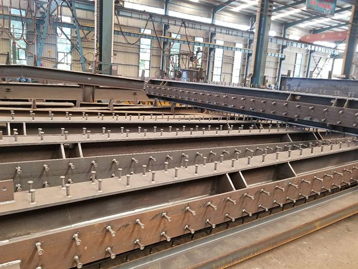 圓柱、箱型柱、十字形柱